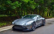 Aston Martin Vantage Jaguar Motorunu Geride Bırakıyor